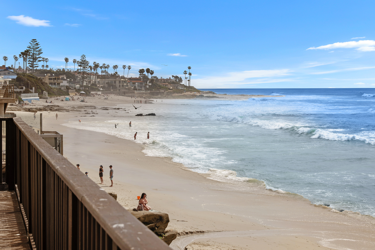 220 Coast Boulevard - D