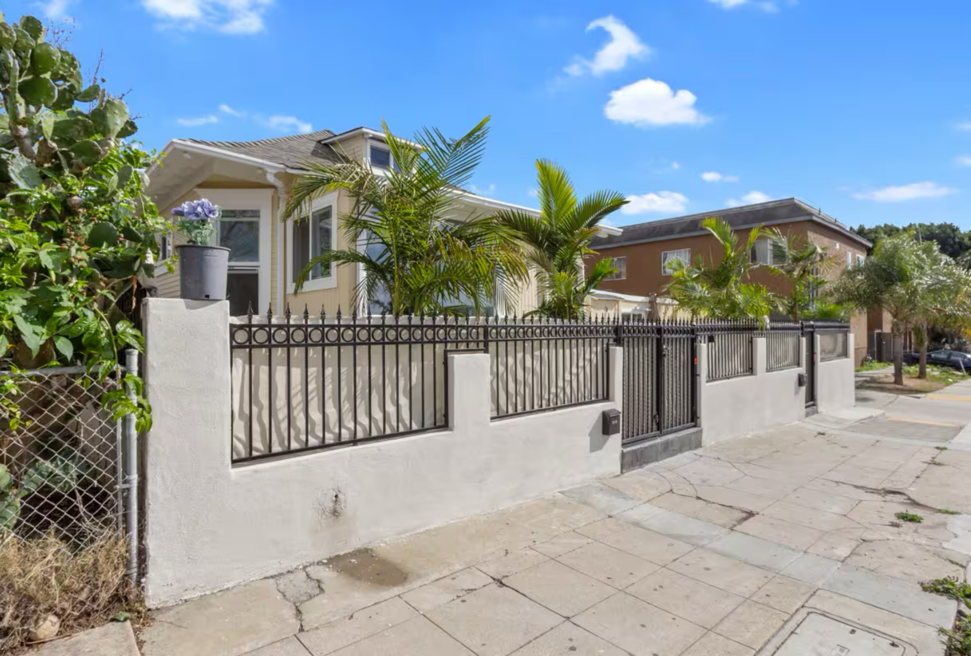 Property thumbnail image